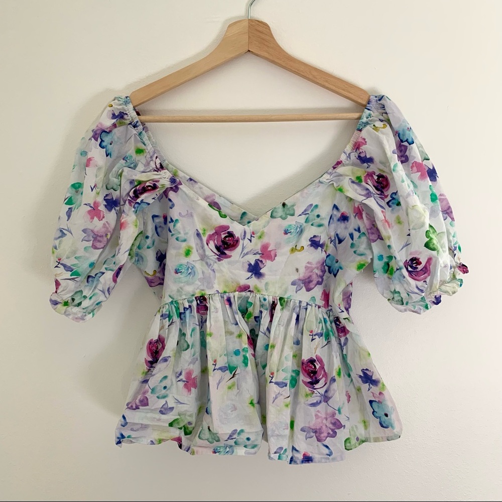 UO Floral Puffed Sleeve Peplum Top🌸
